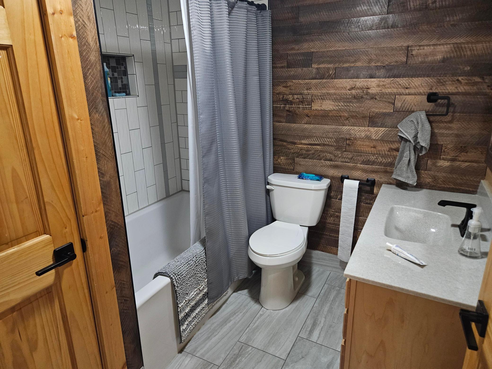 7931 East Long Lake Road Eveleth, MN 55734 - Photo 15 of 22