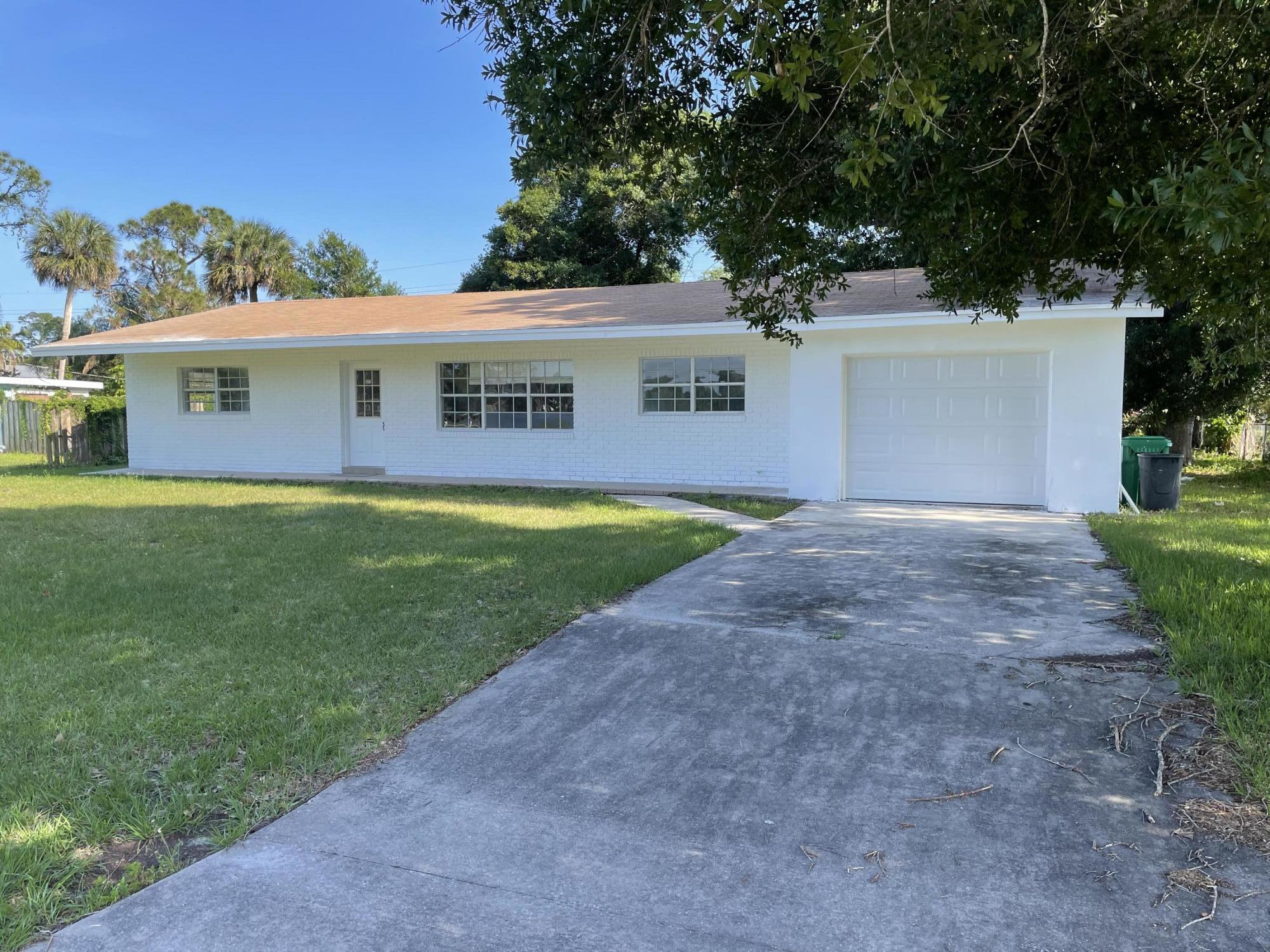 7603 Sebastian Rd Front
