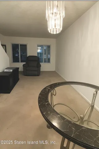 a view of livingroom with furniture