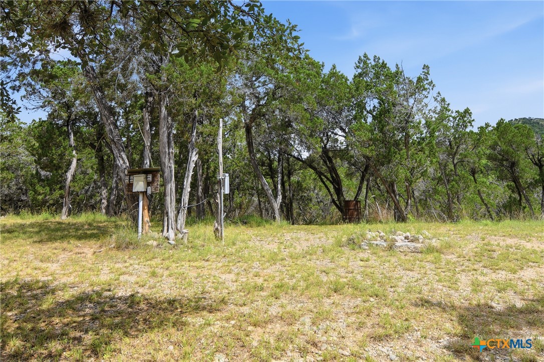 1260 Magers Road Concan, TX 78838 - Photo 36 of 40