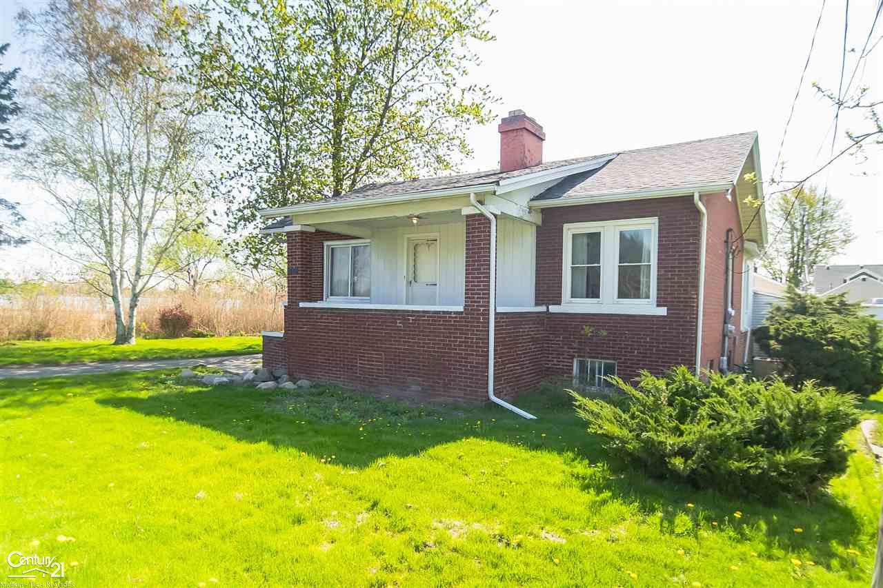 9239 North River Road Algonac, MI 48001 - Photo 27 of 51