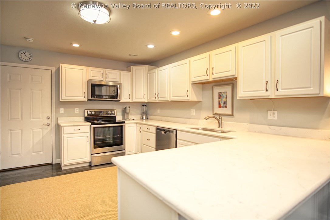 6179 Rocky Step Road Winfield, WV 25213 - Photo 2 of 18 Gallery Image 2