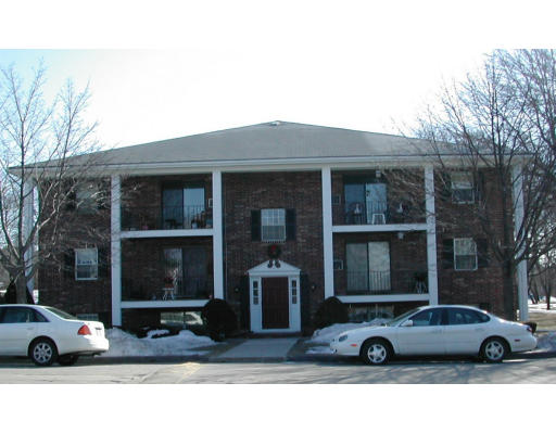 7 Walker Road, Unit 2 7 North Andover, MA 01845 - Photo 1 of 1