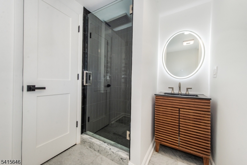 28 West Shore Road Mountain Lakes, NJ 07046 - Photo 15 of 30