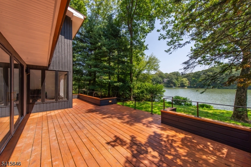 28 West Shore Road Mountain Lakes, NJ 07046 - Photo 22 of 30