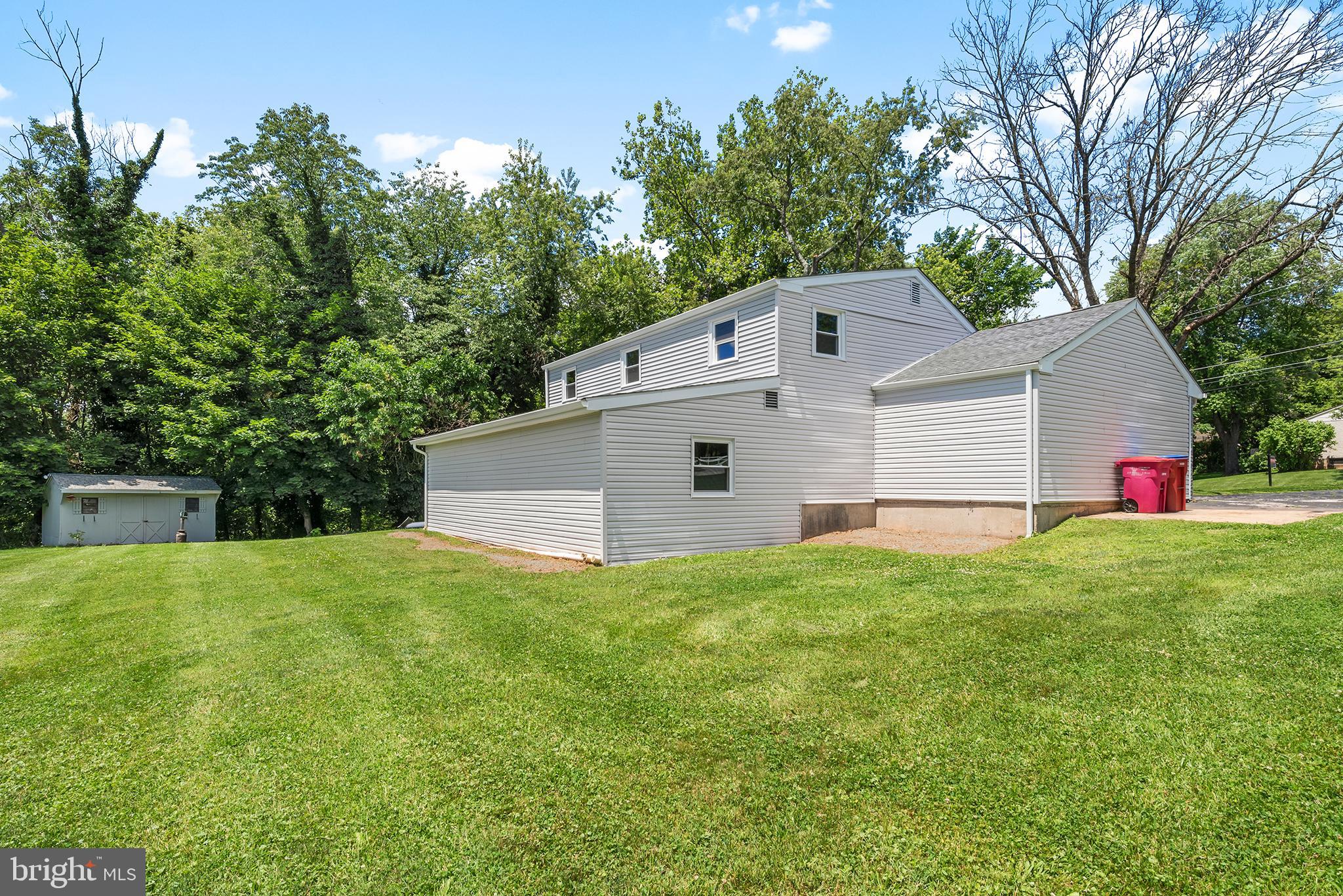 200 Pinetown Road Audubon, PA 19403 - Photo 25 of 27 Backyard