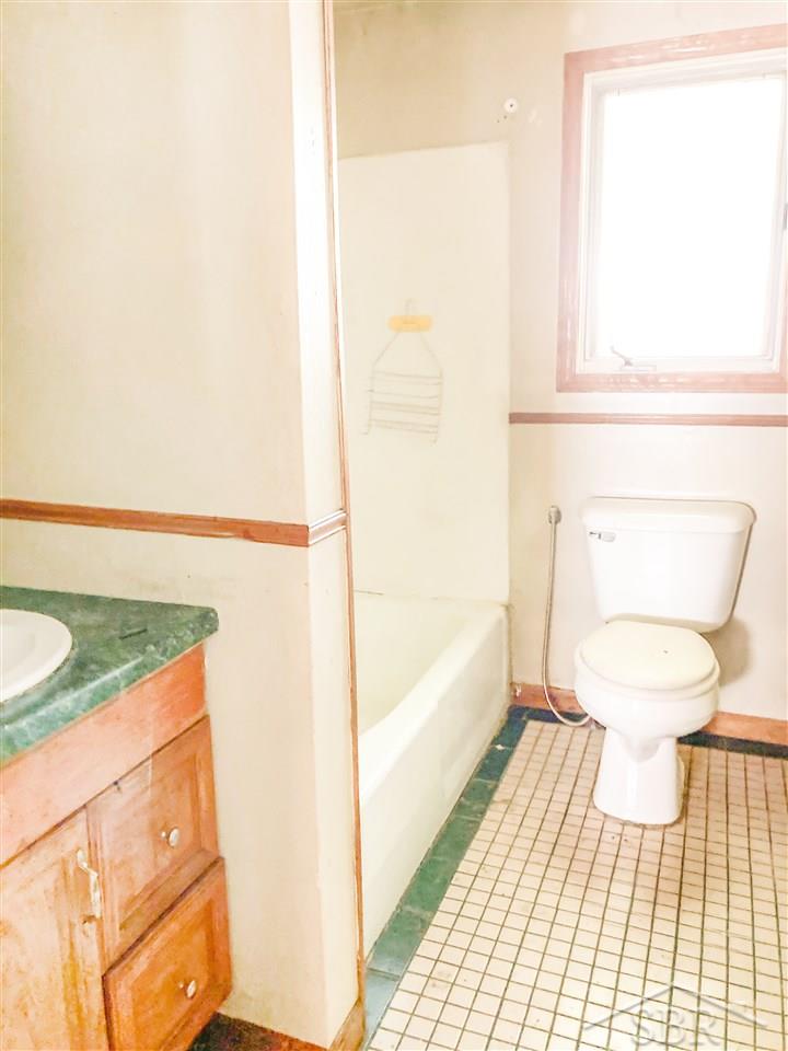 4087 East Stockwell Road Harrison, MI 48625 - Photo 12 of 15 Bathroom