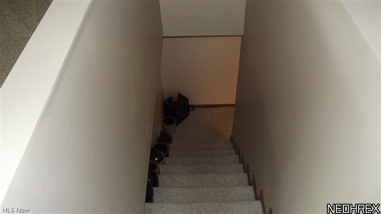 25807 Quaker Church Road East Rochester, OH 44625 - Photo 14 of 25 Gallery Image 14