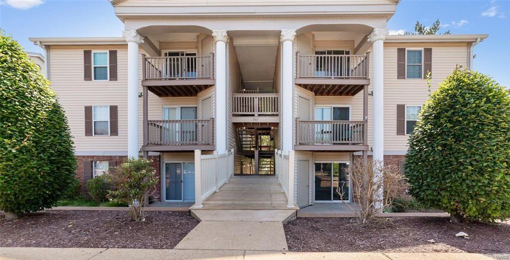 757 Ridgeside Drive, Unit D Ballwin, MO 63021 - Photo 1 of 28