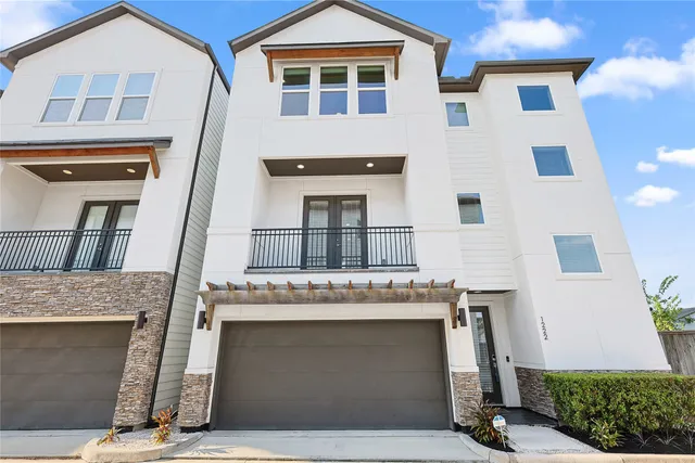 $2,600 | 1222 Upton Street, Houston, TX 77020