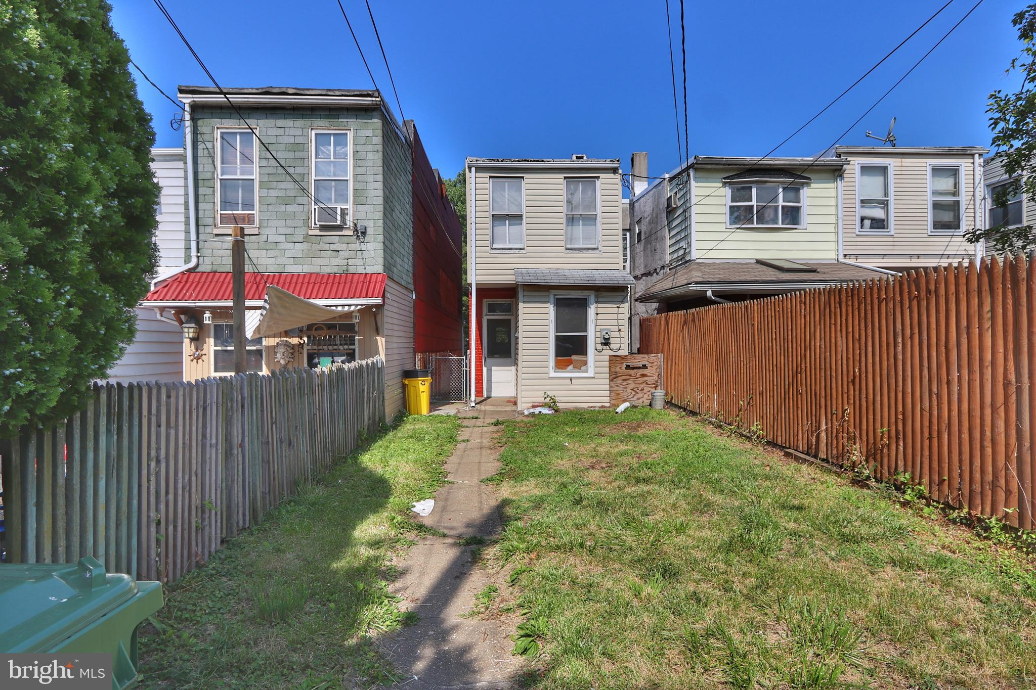 3529 Roland Avenue Baltimore, MD 21211 - Photo 16 of 16 Fenced-in backyard