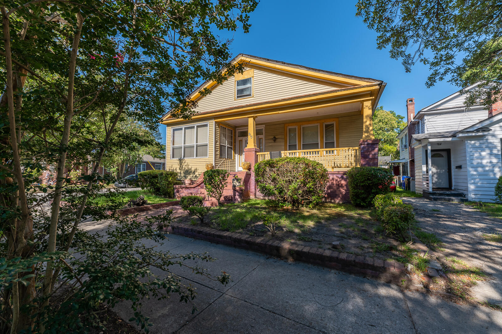 913 Rutledge Avenue Charleston, SC 29403 - Photo 2 of 5 KSC-913 Rutledge Ave 25 of 25