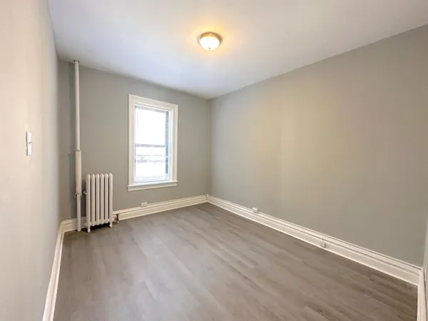 $1,900 | 117 Corbin Avenue, Unit 303, Jersey City, NJ 07306