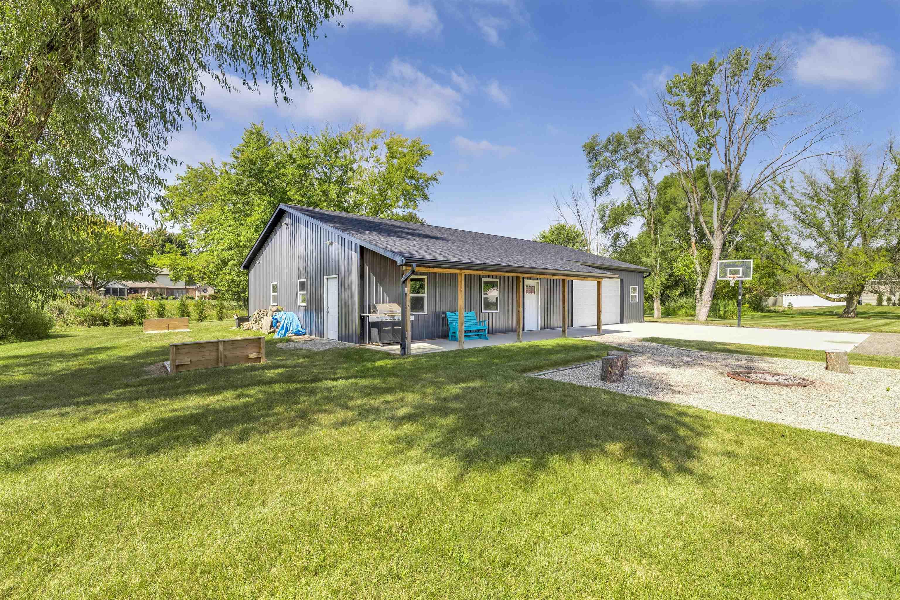 11901 Scott Road Freeland, MI 48623 - Photo 28 of 32 50180122-29df8c09-4ad2-4899-bdf7-da722ffdf4b3.JPG