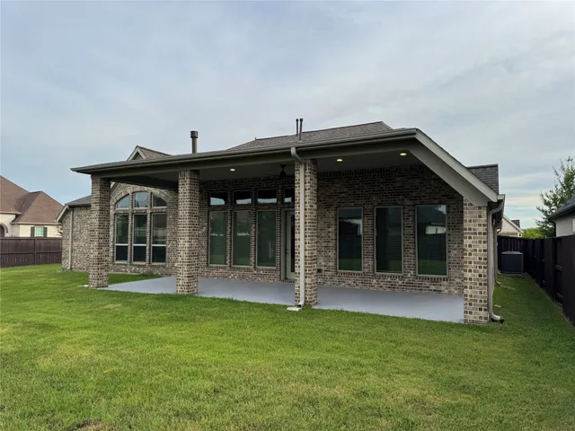 $3,500 | 10323 Granite Court, Rosharon, TX 77583