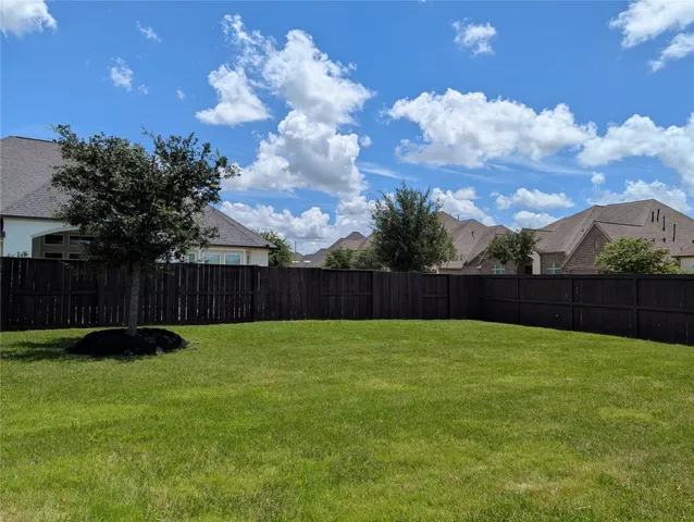 $3,500 | 10323 Granite Court, Rosharon, TX 77583