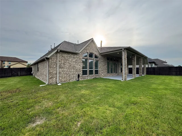 $3,500 | 10323 Granite Court, Rosharon, TX 77583