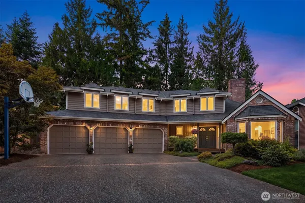 $1,674,959 | 2521 227th Place Northeast, Sammamish, WA 98074