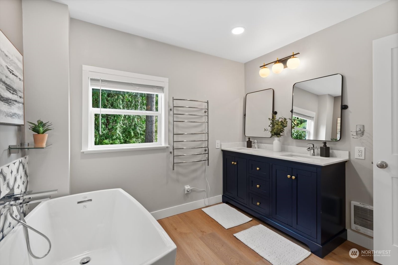 15908 68th Avenue West Edmonds, WA 98026 - Photo 19 of 40 a bathroom with a tub sink and mirror
