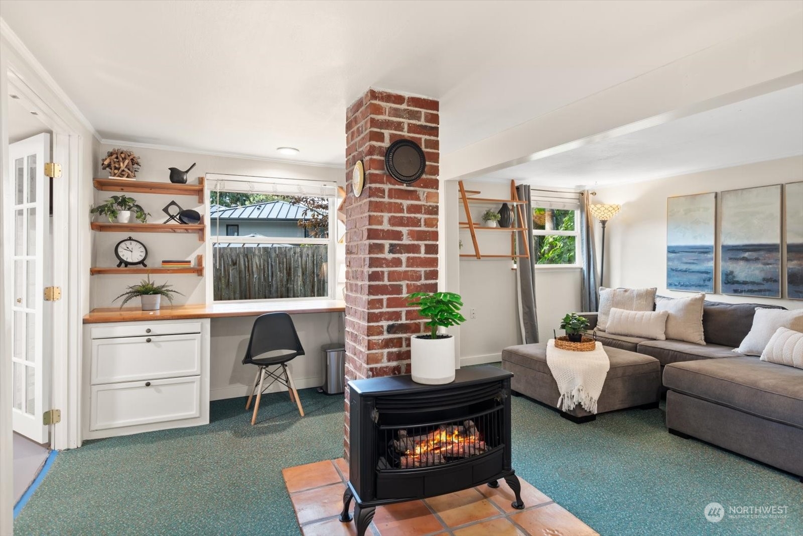 15908 68th Avenue West Edmonds, WA 98026 - Photo 23 of 40 a living room with furniture and a window