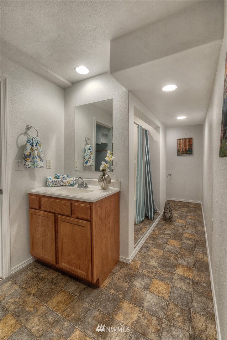 311 Ostrander Road Kelso, WA 98626 - Photo 23 of 25 Gallery Image 23