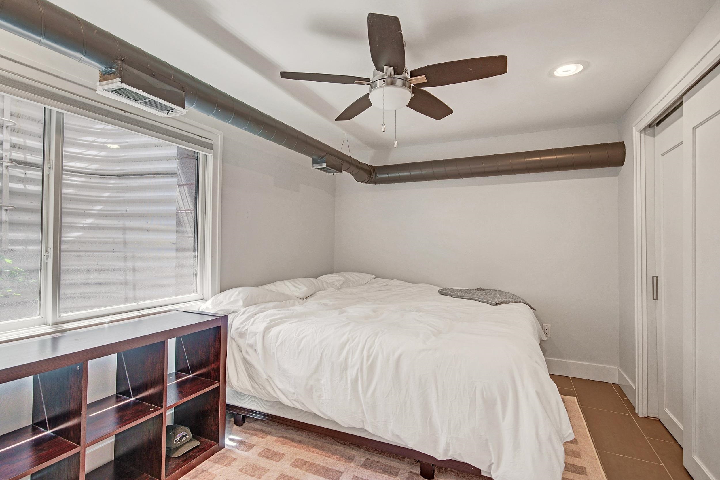 624 West 11 Mile Road Royal Oak, MI 48067 - Photo 15 of 23 50143446-c1c40dea-3b23-4e82-8846-b38482b8afd2.JPG