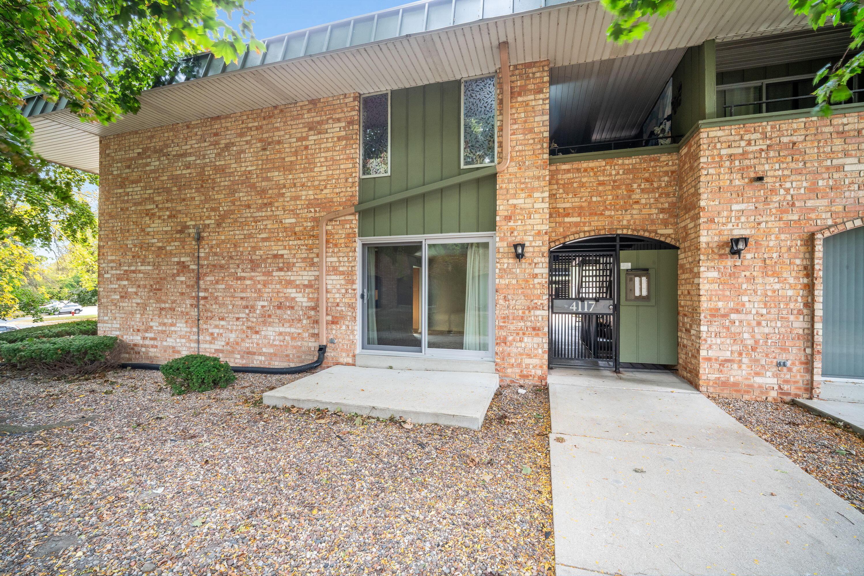 4117 West Rivers Edge Circle, Unit 1 Brown Deer, WI 53209 - Photo 2 of 17 Entrance/Patio