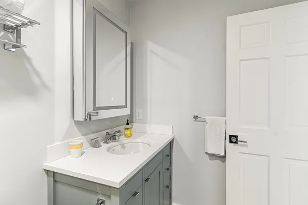 $950,000 | 545 South Prospect Street, Unit 35, Burlington, VT 05401