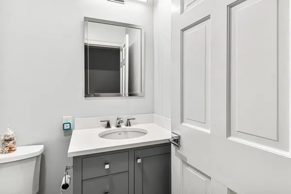 $950,000 | 545 South Prospect Street, Unit 35, Burlington, VT 05401
