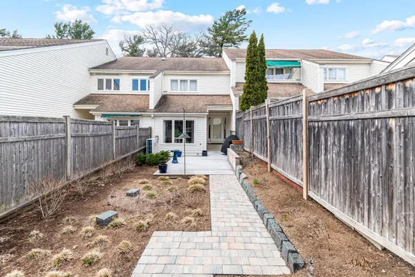 $950,000 | 545 South Prospect Street, Unit 35, Burlington, VT 05401
