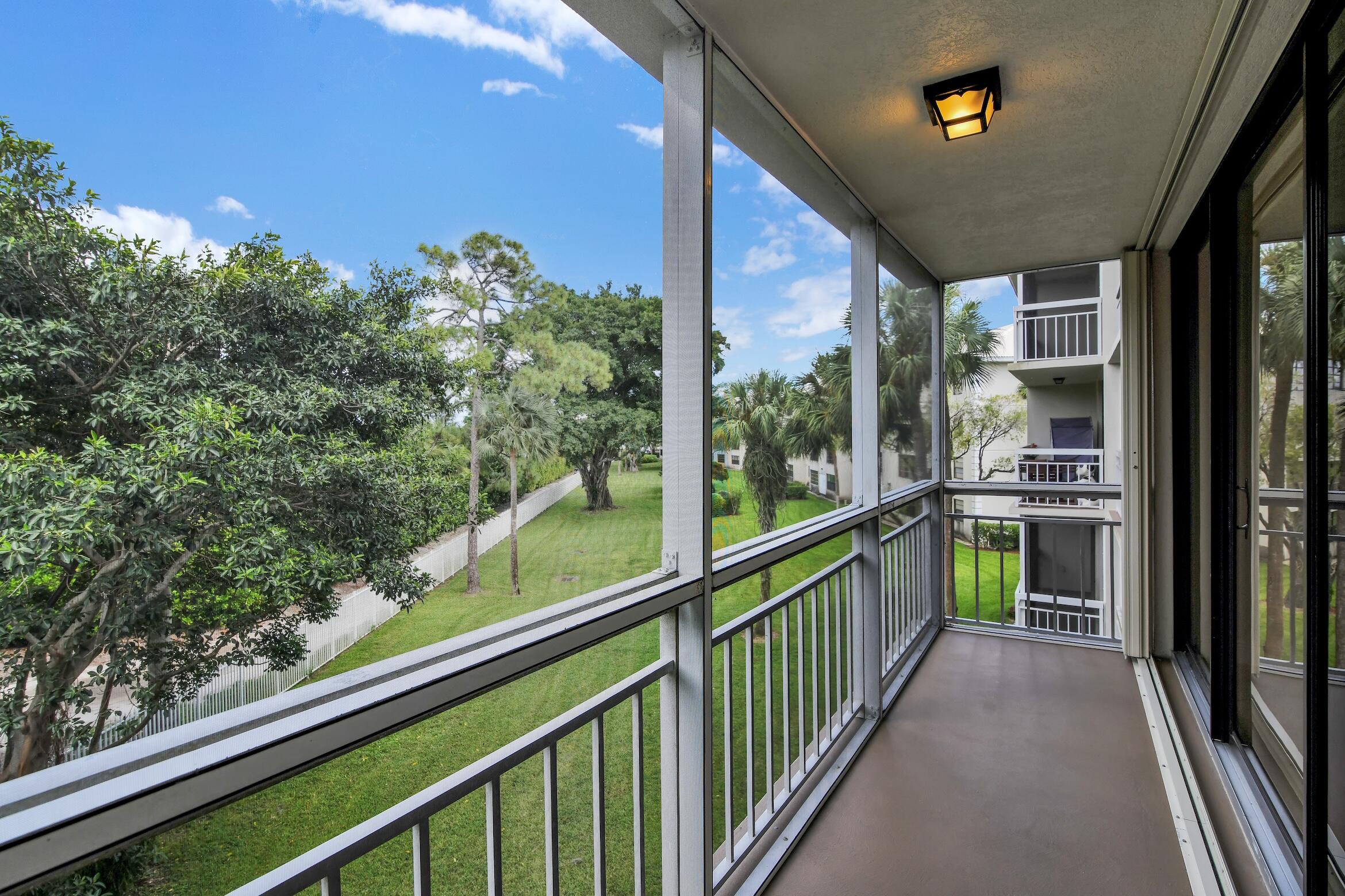 6133 Balboa Circle, Unit 304 Boca Raton, FL 33433 - Photo 27 of 48