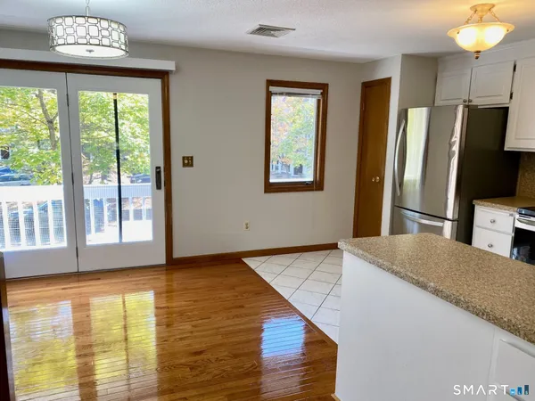 $2,800 | 139 Songbird Lane, Unit 139, Farmington, CT 06032