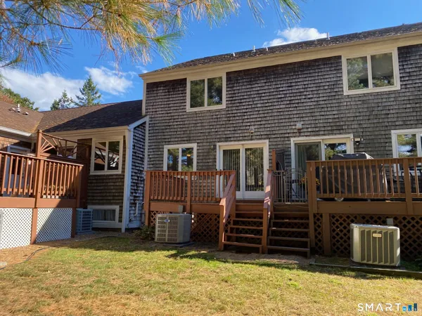 $2,800 | 139 Songbird Lane, Unit 139, Farmington, CT 06032