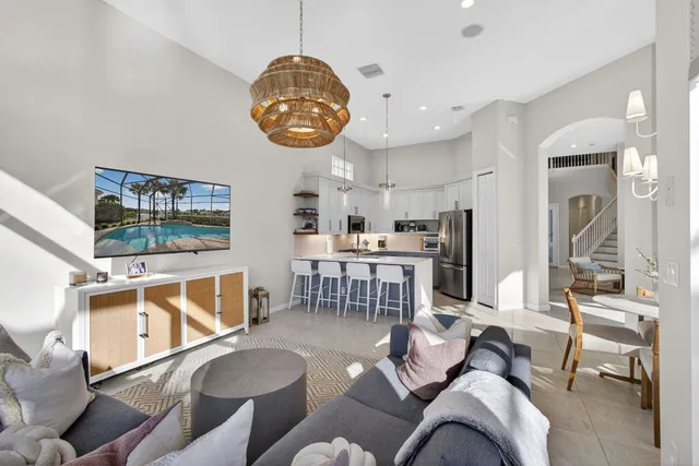 $1,499,000 | 219 Andalusia Drive, Palm Beach Gardens, FL 33418