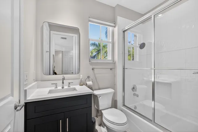 $1,499,000 | 219 Andalusia Drive, Palm Beach Gardens, FL 33418