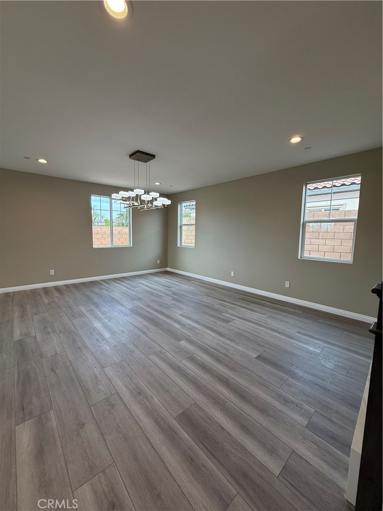 7398 North Maple Fontana, CA 92336 - Photo 11 of 24 Living Area