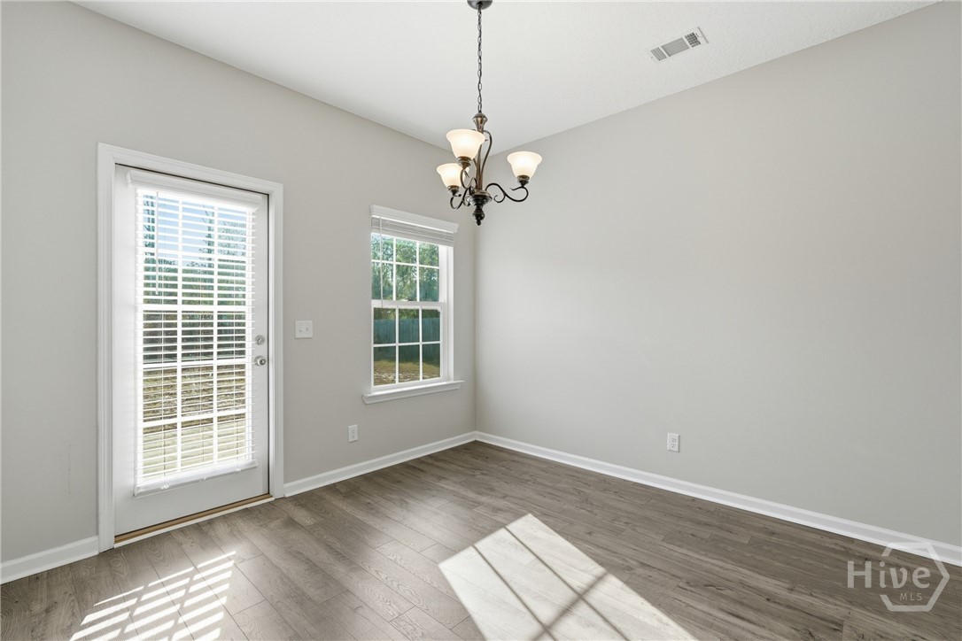 1297 Talmadge Road Allenhurst, GA 31301 - Photo 13 of 32 Dining area