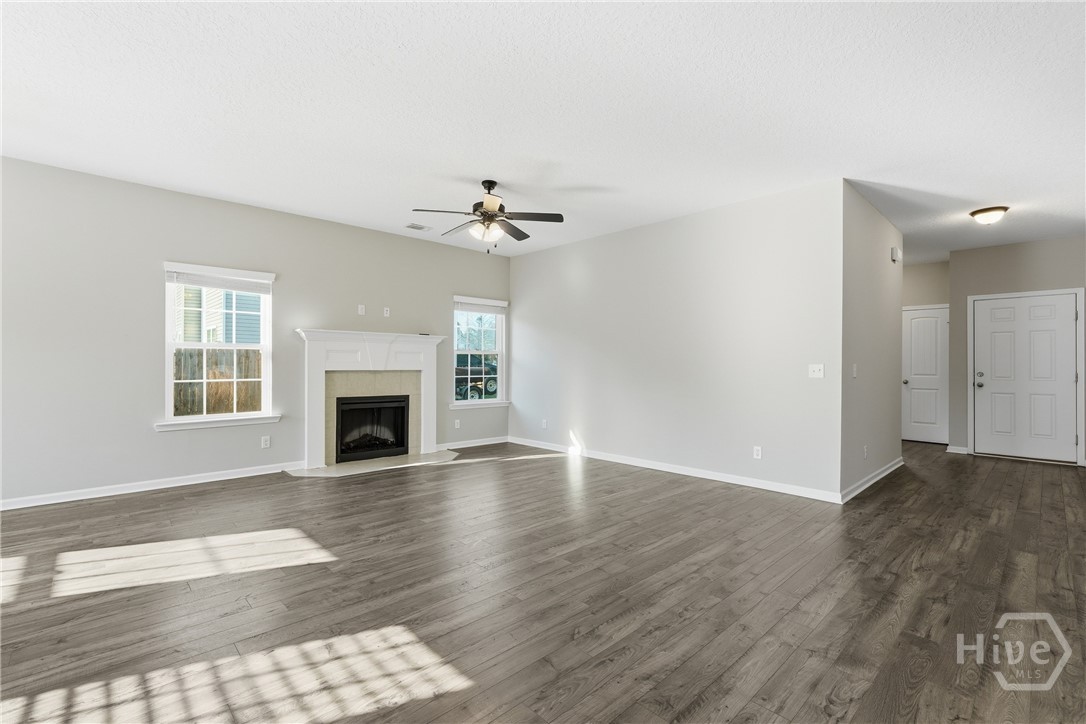 1297 Talmadge Road Allenhurst, GA 31301 - Photo 8 of 32 Gas fireplace