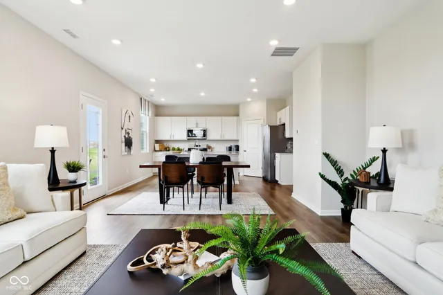 $409,900 | 3884 Donaldson Crk Court, Clayton, IN 46118