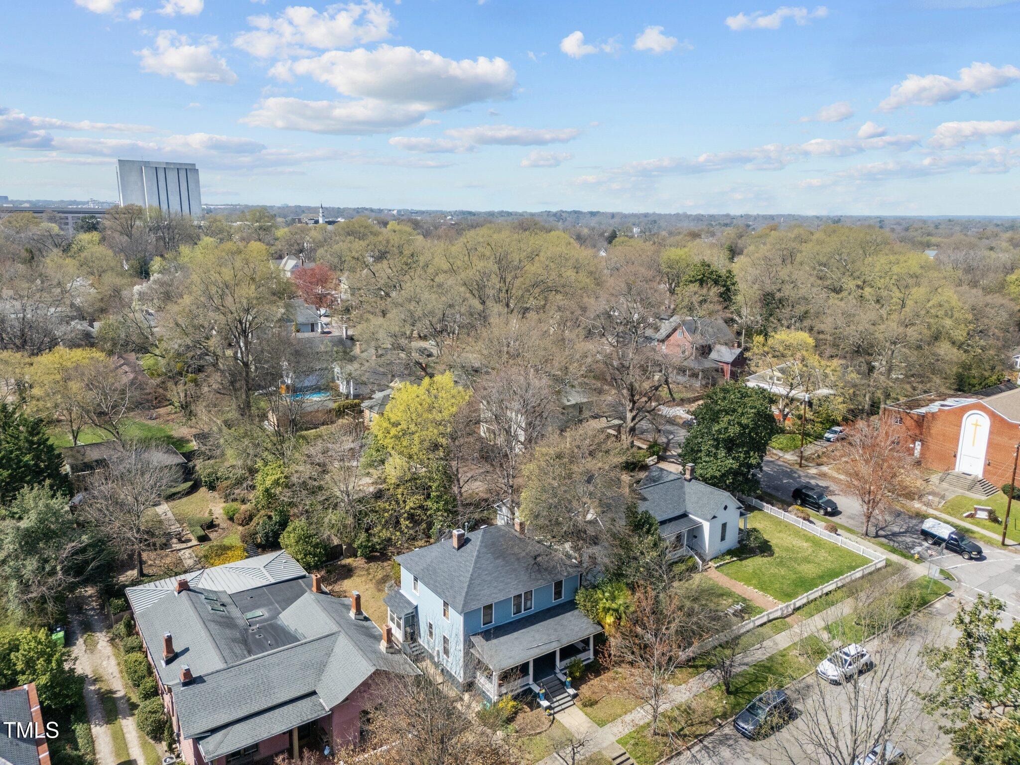 417 Elm Street Raleigh, NC 27604 - Photo 45 of 54 46-web-or-mls-DJI_20250319141218_0718_D