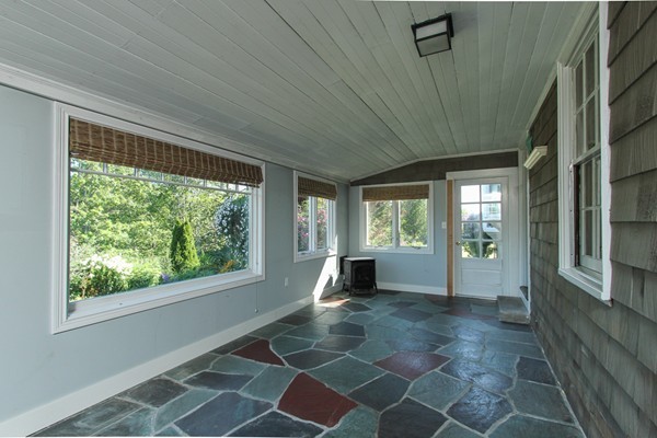 24 Marble Road Gloucester, MA 01930 - Photo 8 of 19