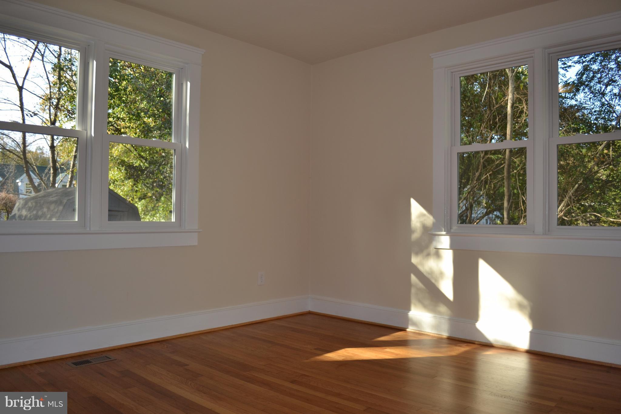 10 Manse Road Fredericksburg, VA 22406 - Photo 11 of 22 Living Room