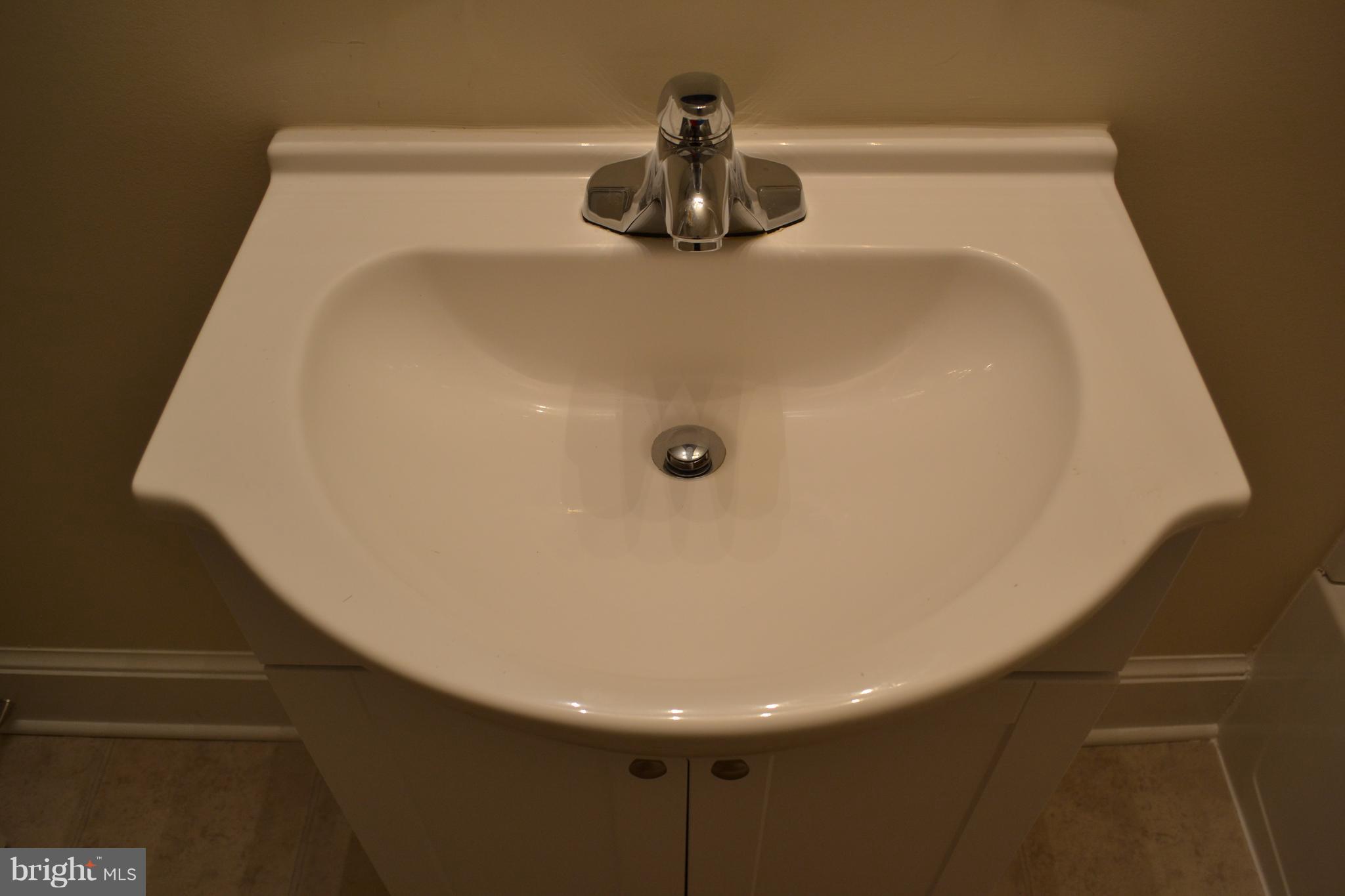 10 Manse Road Fredericksburg, VA 22406 - Photo 12 of 22 Bath