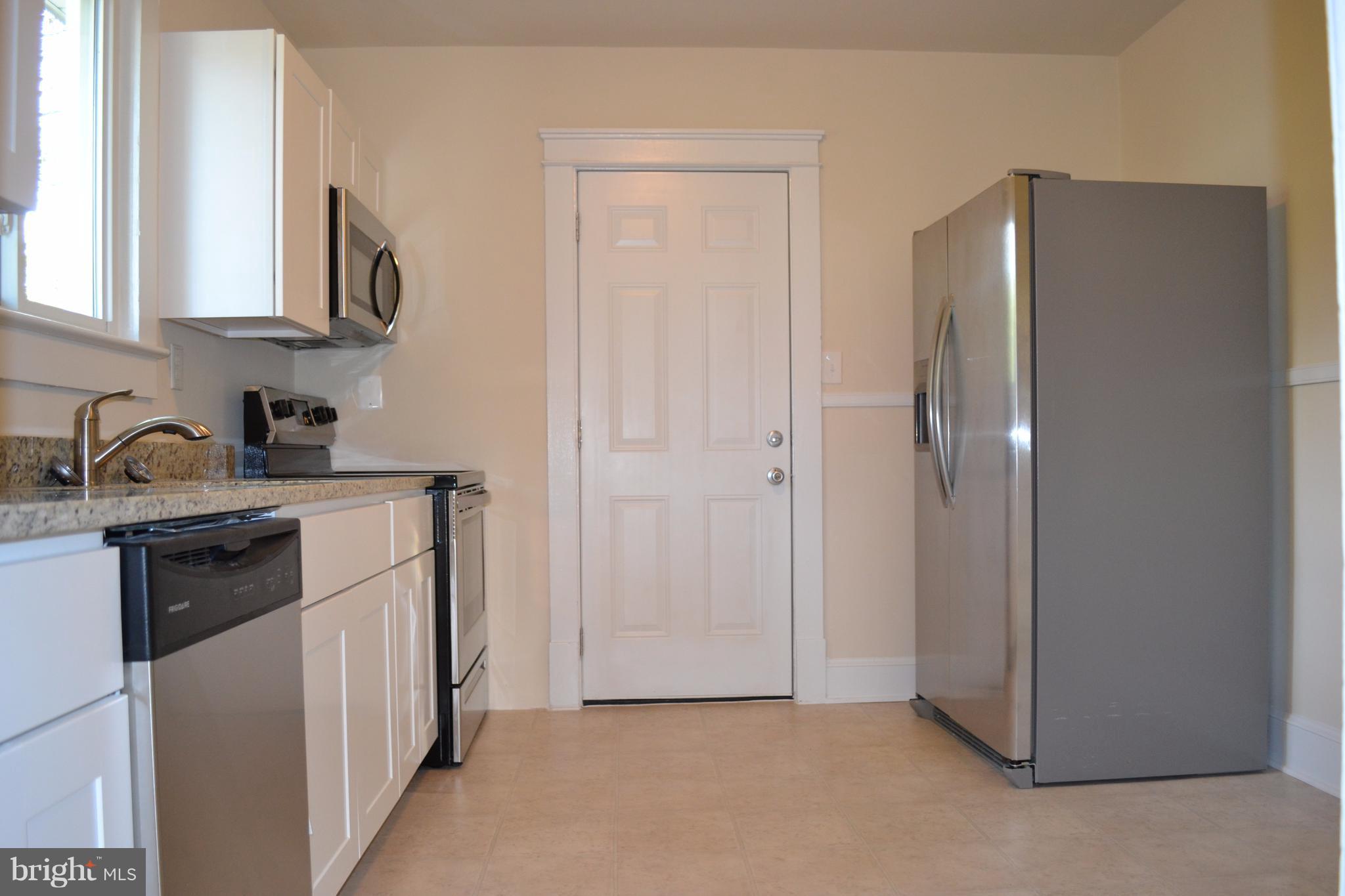 10 Manse Road Fredericksburg, VA 22406 - Photo 3 of 22 Kitchen