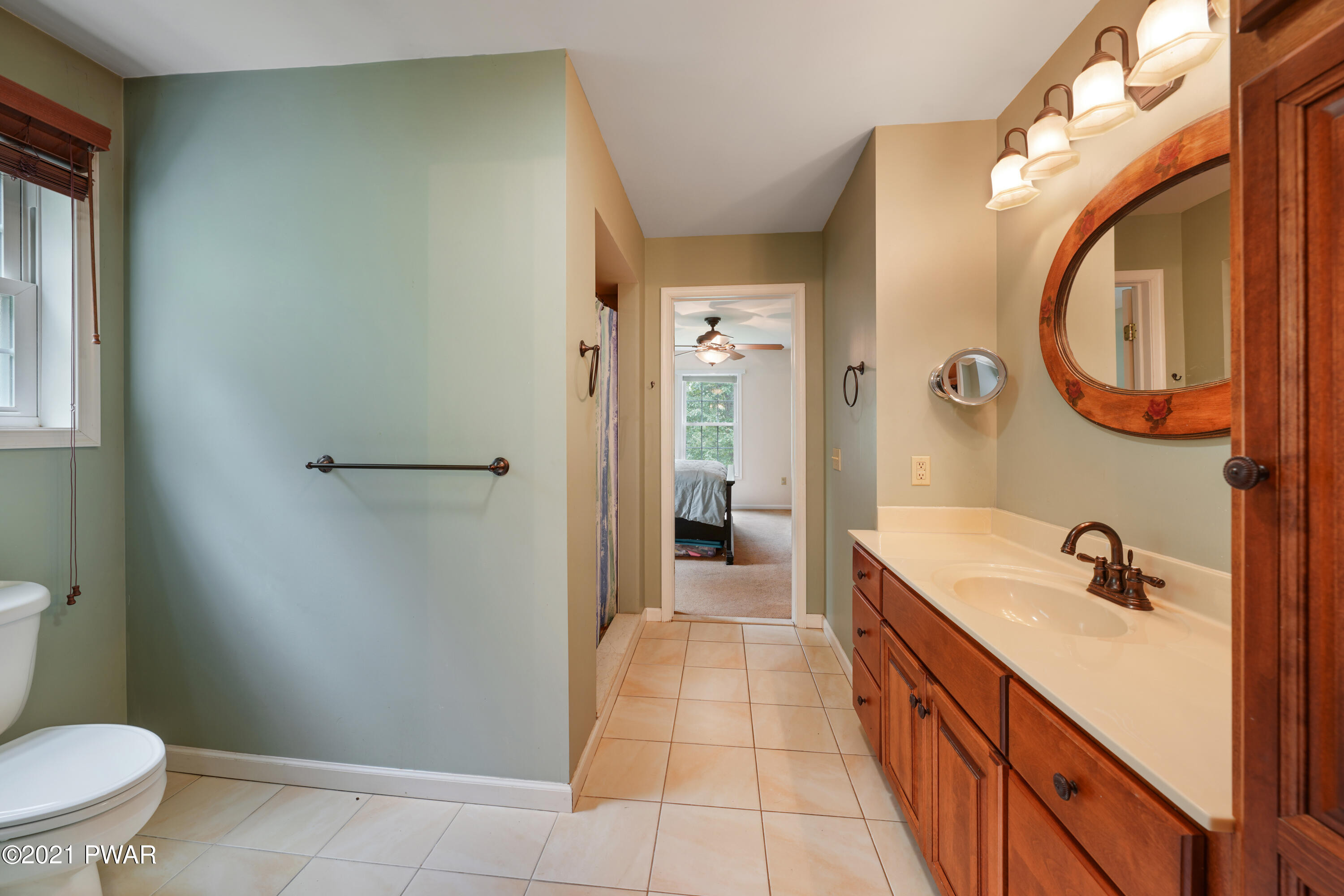 145 West Lilac Road Milford, PA 18337 - Photo 22 of 40 dsc06719-dsc06720