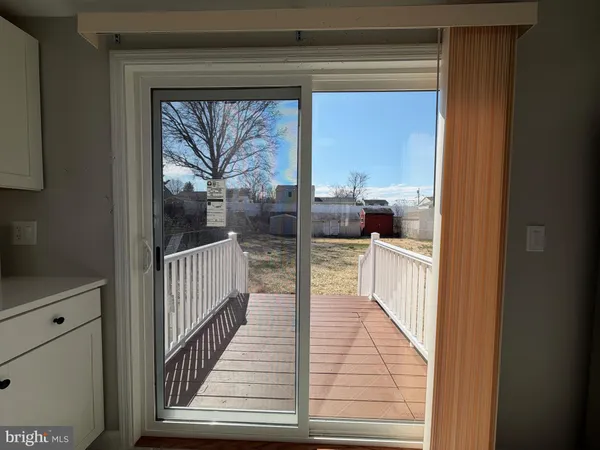 $3,250 | 255 Regina Avenue, Hamilton, NJ 08619