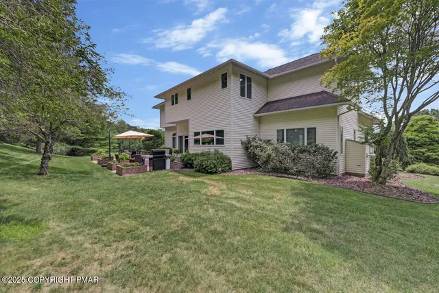 $799,000 | 648 Marion Lane, Brodheadsville, PA 18322