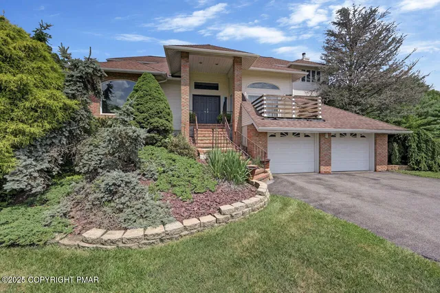 $799,000 | 648 Marion Lane, Brodheadsville, PA 18322