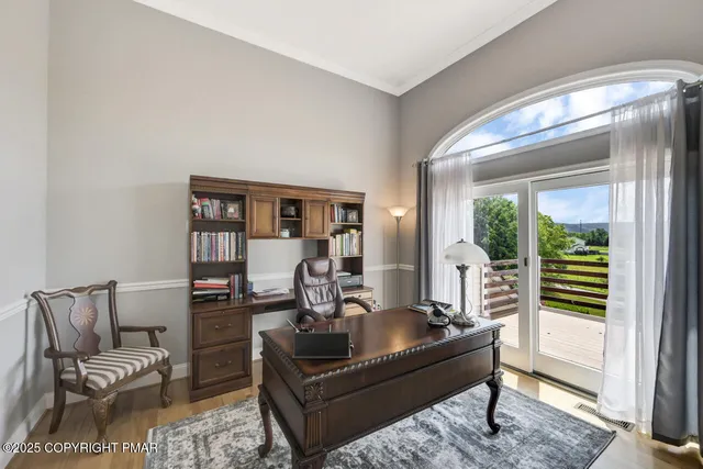 $799,000 | 648 Marion Lane, Brodheadsville, PA 18322