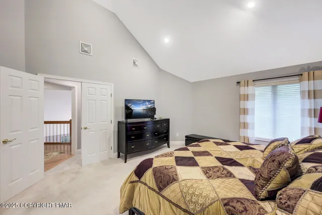 $799,000 | 648 Marion Lane, Brodheadsville, PA 18322